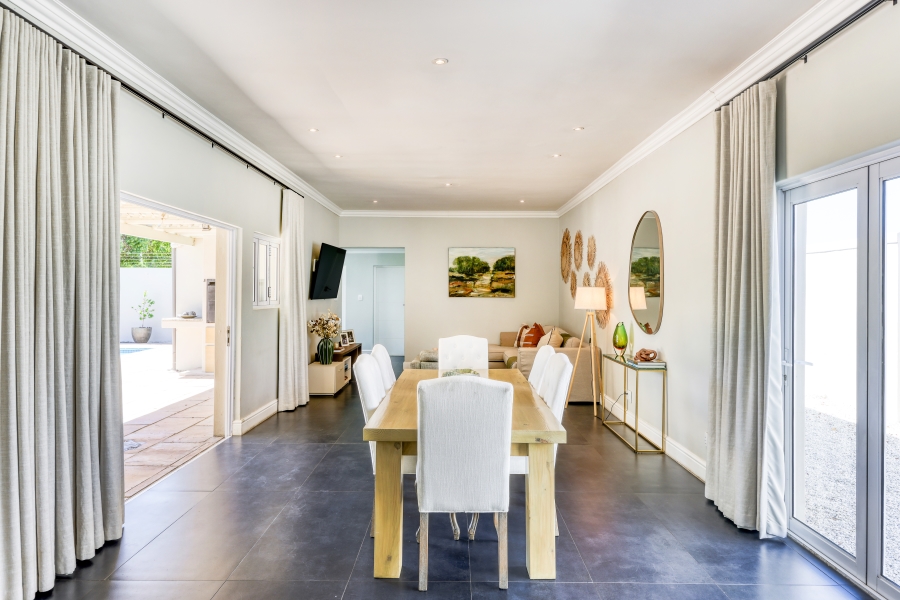 3 Bedroom Property for Sale in Kirstenhof Western Cape